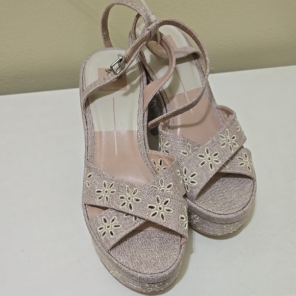 Dolce Vita Sparkling Tan Platform Heels - Picture 2 of 6